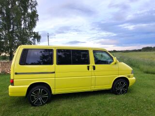 Volkswagen Multivan 2.5 75kW