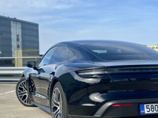 Porsche Taycan 350кВ