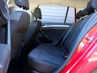 Volkswagen Golf 1.0 85kW