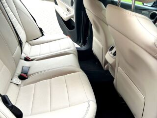 Mercedes-Benz E 220 2.0 143kW