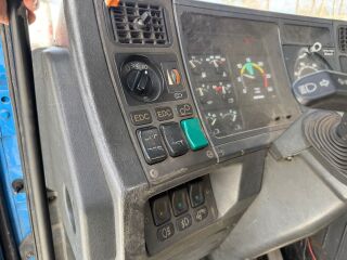 Scania 113 6x2
