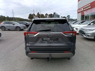 Toyota RAV4 Premium 2.5 131кВ