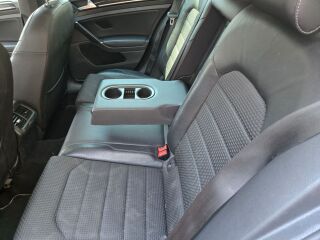 Volkswagen Golf STW 1.6 R4 TDI Bluemotion 81кВ