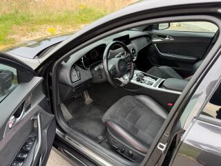 Kia Stinger GT 3.3 V6 269kW