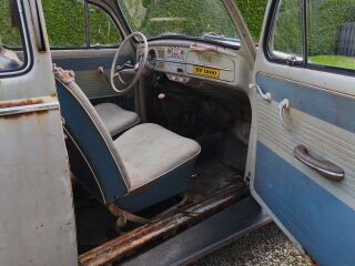 Volkswagen Beetle sunroof