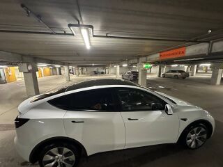 Tesla Model Y Long Range Dual AWD 378kW 153kW