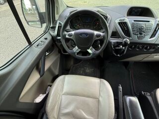 Ford Tourneo Custom Long Limited Edition 8k 2.2 R4 TDCi 114kW