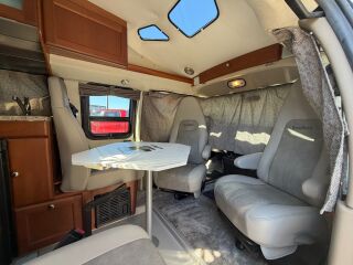Chevrolet Express 2500 Roadtrek 170 Versatile Camper Van 4.8 V8