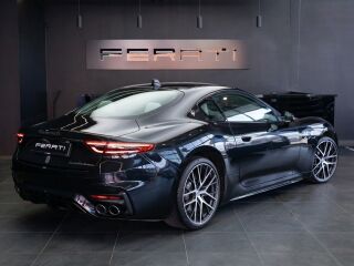 Maserati GranTurismo Trofeo 3.0 V6 404кВ