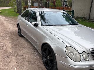 Mercedes-Benz E 270 Avantgarde 2.7 130kW