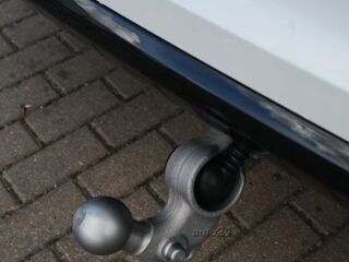 Volvo XC60 AWD ULTIMATE DARK 145кВ