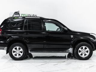 Toyota Land Cruiser Facelift Family Comfort 3.0 122kW