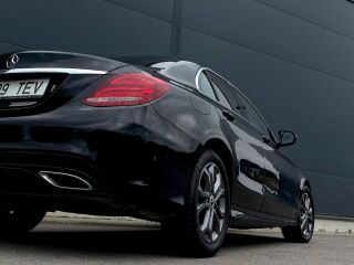 Mercedes-Benz C 200 AMG INDIVIDUAL 125kW