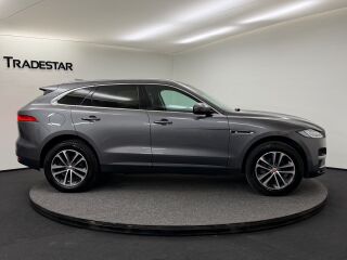 Jaguar F-Pace AWD 2.0 132кВ