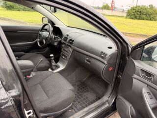 Toyota Avensis 2.0 93kW