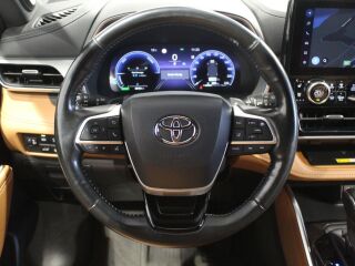 Toyota Highlander Premium AWD 2.5 140кВ