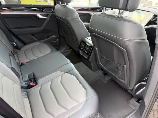 Volkswagen Touareg R-Line Final Edition Black Style 3.0 V6 TDI 210kW