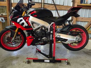 Aprilia Tuono V4 Factory 129kW