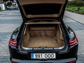 Porsche Panamera Turbo 971 Approved 4.0 V8 404kW