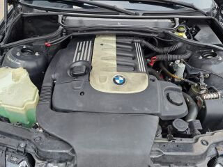 BMW 330 3.0 R6 135kW
