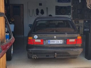 BMW 525 IX 2.5 141kW