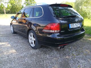 Volkswagen Golf Exclusive 2.0 103kW