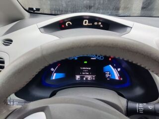 Nissan LEAF 80кВ