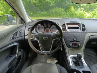 Opel Insignia 1.8 103кВ