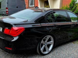 BMW 750 IL 4.4 V8 300кВ