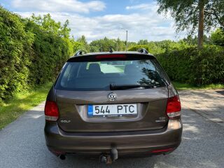 Volkswagen Golf 1.6 77кВ