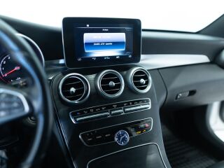 Mercedes-Benz C 350 Avantgarde Options Plus Hybrid 2.0 155kW