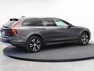 Volvo V90 Cross Country B4 Mild Hybrid 2.0 145kW