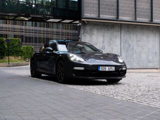 Porsche Panamera GTS 4.0 V8 338kW