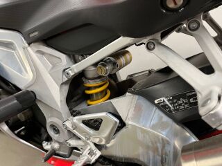 Aprilia RSV 1000 R V2 105kW