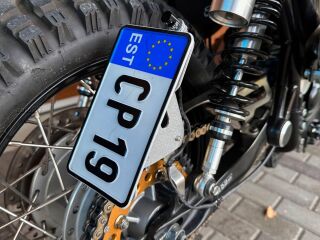Triumph Bonneville T100 R2