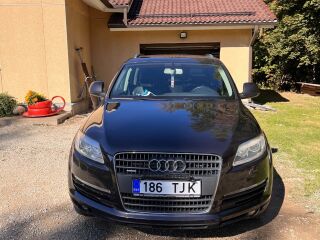Audi Q7 4.1 240кВ