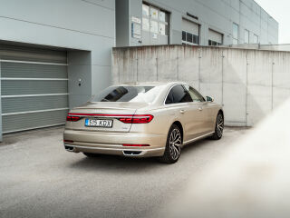 Audi A8 50TDI quattro 3.0 210кВ