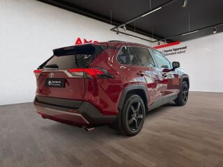 Toyota RAV4 Luxury 2.0 Petrol 129кВ