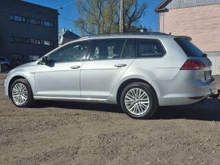 Volkswagen Golf CUP 1.6 81kW
