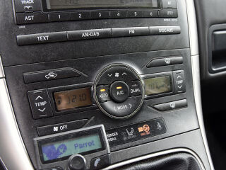 Toyota Auris Facelift 1.6 97kW