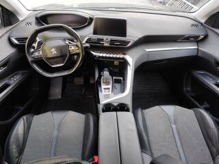 Peugeot 5008 1.2 96kW