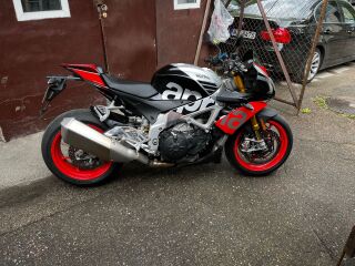 Aprilia Tuono v4 factory V4 128kW