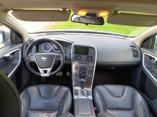 Volvo XC60 2.4 151kW
