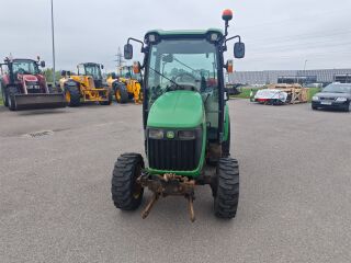 John Deere 3720