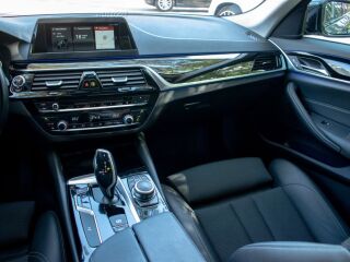 BMW 520 SportLine ShadowLine 2.0 d 140kW