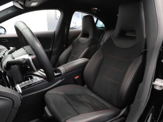 Mercedes-Benz CLA 200 AMG 1.3 120kW