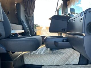 Scania R560 412кВ