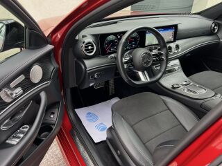 Mercedes-Benz E 300 de AMG 4matic Night Packet MY22 2.0 225kW