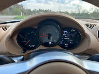 Porsche 718 Boxster S 2.5 Boxer 257kW