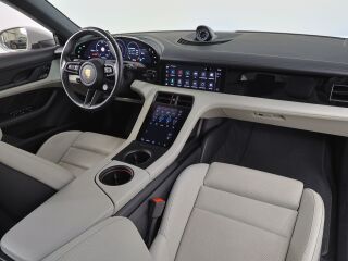Porsche Taycan 4S 420kW